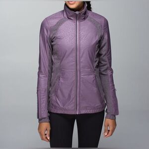 Lululemon Rebel Runner Jacket Purple Camo Embossed Sz 8‎ Athleisure Outdoor Gym